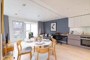 Bayswater Hideaway image 6