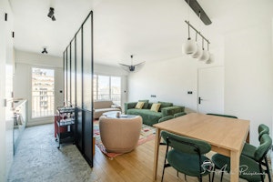 Charm of Grenelle image 9