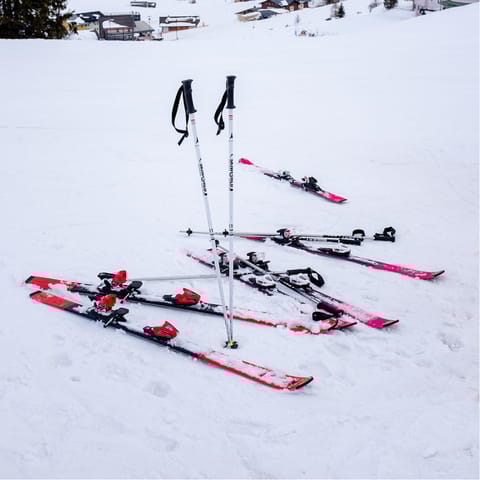 Take your skis out of the building's storage and catch a lift up to the top of the Northstar's slopes