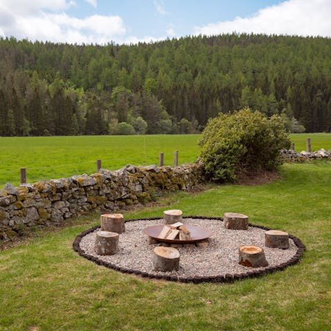 Spend summer evenings around the fire pit, sharing stories and enjoying the peace