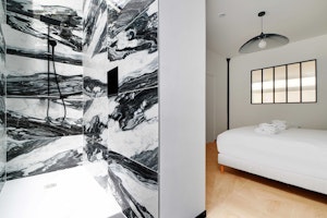 Parisian Can-Can image 14