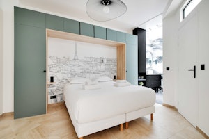 Parisian Can-Can image 9