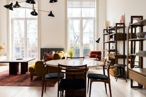 London Chic image 5