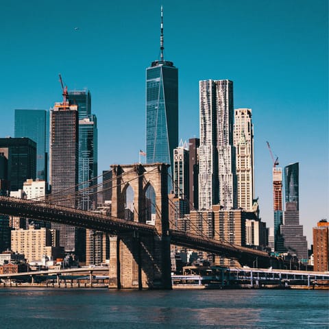 Admire unparalleled views of New York City's skyline from Brooklyn Bridge