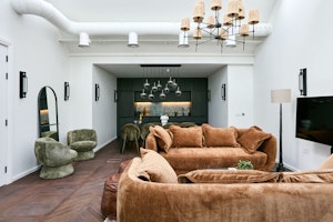 Harrow Hideout image 1