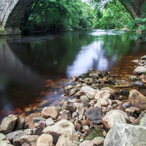 Sit on the banks of the River Swale, just a ten-minute stroll away from the house