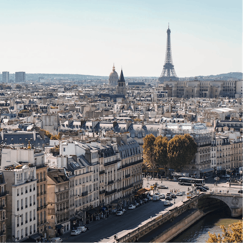 Fall in love with the beauty of Paris from the 2nd arrondissement 