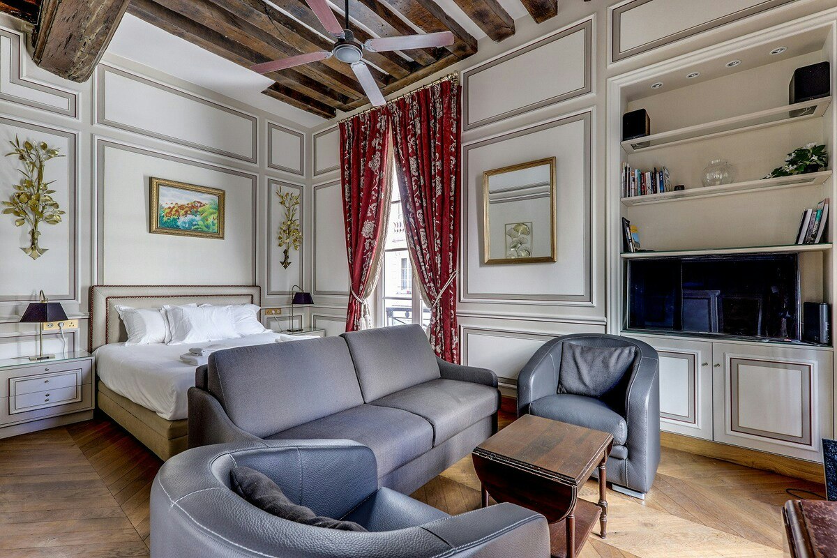 Bookish Retreat, Ile-de-France