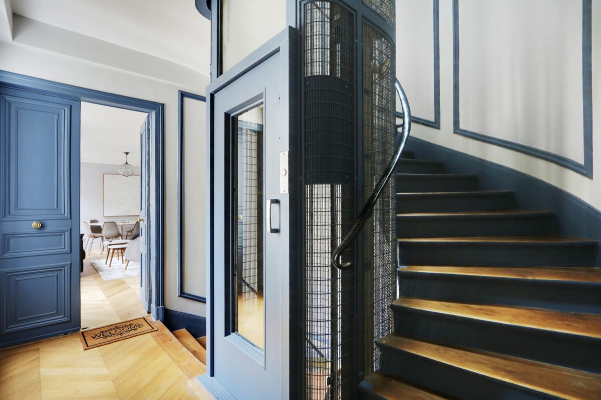 Maison Grey