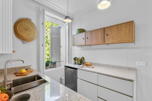 Lively Hideaway image 3