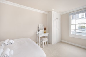 Belgravia Mews House image 12