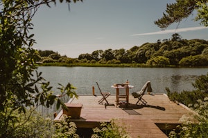 Dock on the Loch image 10