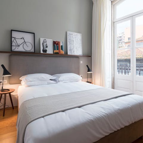 Let the fresh air flow through the balcony doors