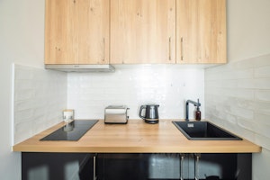Madeleine Mornings image 4