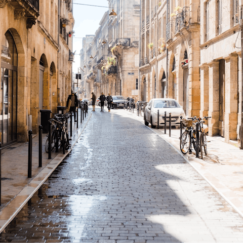 Drive just twenty-one minutes to the pretty streets of Bordeaux