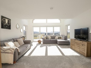 Highland Retreat image 1