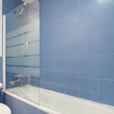 Unwind in the bathtub after a day of taking in Barcelona's attractions