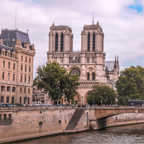 Explore the heart of Paris – your home is less than twelve minutes walk from Luxembourg Gardens and six from Notre Dame