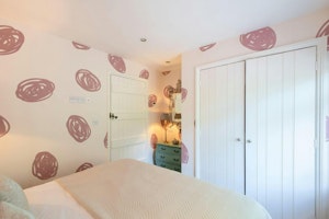 Oak Haven image 6