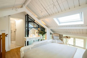 Oak Haven image 3