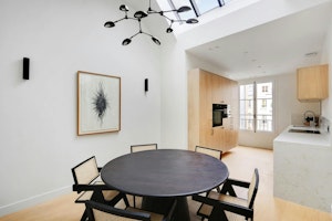 French Whisper image 14