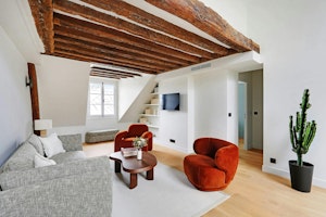 French Whisper image 13