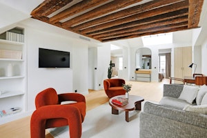 French Whisper image 5