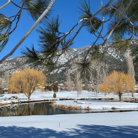 Stay in California's Pine Mountain Club – beautiful at any time of year  