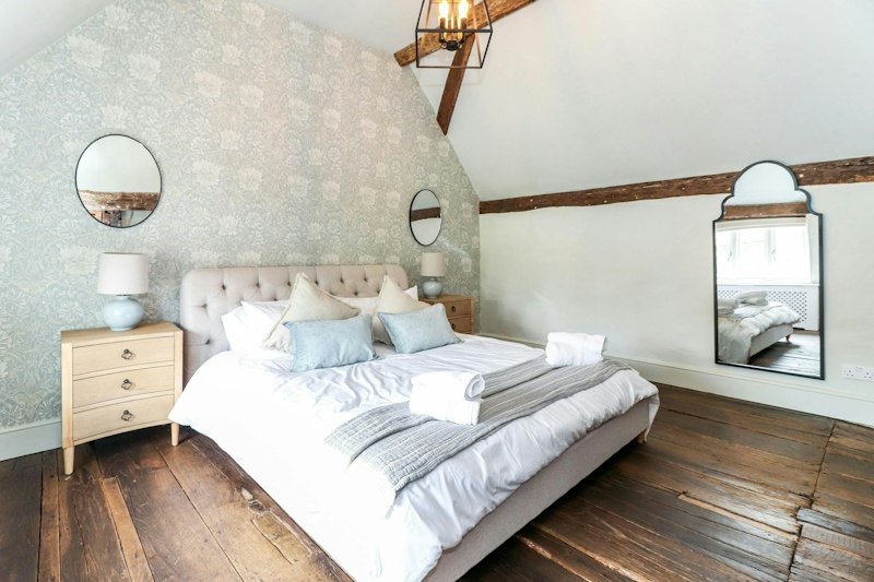 Chipperfield Farmhouse additional image
