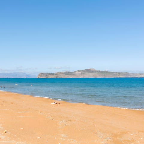 Make a beeline for the beaches of Kato Stalos and Agia Apostoli