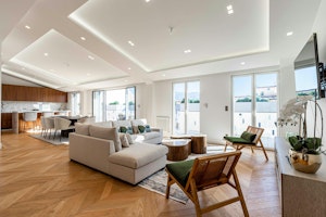 Cannes in Light image 1