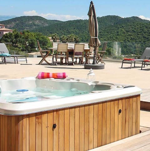 Feel truly relaxed with a soak in the hot tub