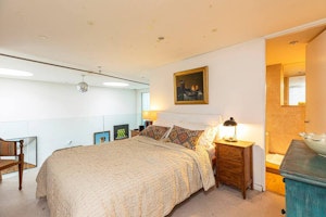 The Fulham Charm image 7