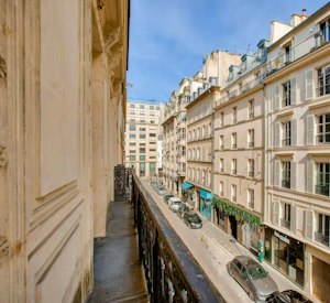 Champs-Élysées Luxury image 12