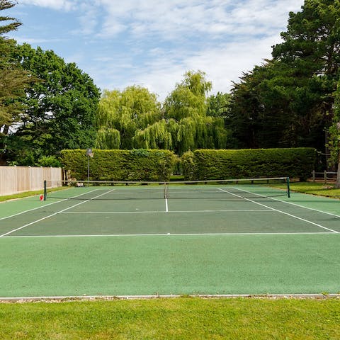 Channel your inner Serena Williams and start your day on your own private tennis court
