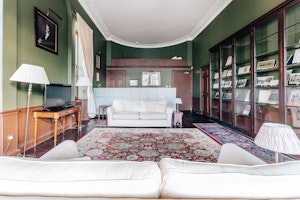 Mahogany Chambers image 12