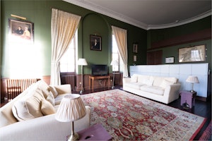 Mahogany Chambers image 8