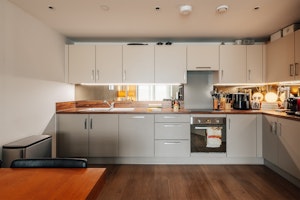 Battersea Views image 10