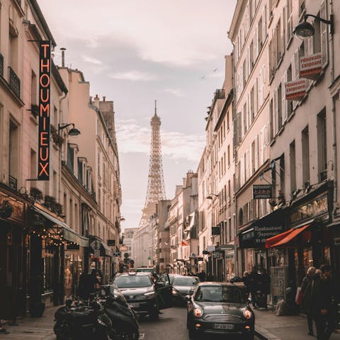 Be inspired while exploring the historic streets of central Paris