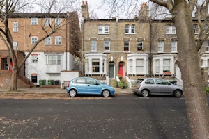 Groovy Vauxhall image 11