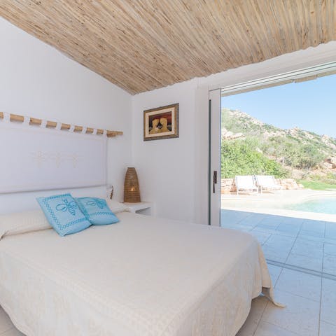 Wake up in the main bedroom and step straight onto the patio for a dip 