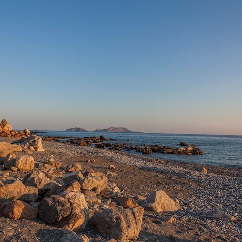 Treat yourself to a relaxing stay on the beautiful shores of Agios Pavlos