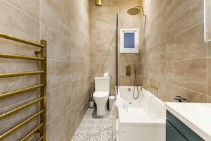 Belsize Beauty image 14