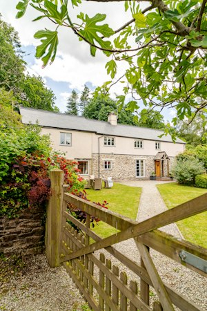 Wineberry Cottage image 1