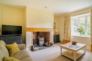 Wineberry Cottage image 12