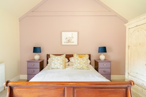 Wineberry Cottage image 10