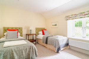 Wineberry Cottage image 5