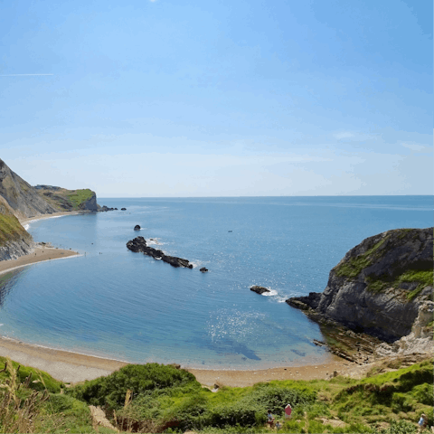 Pack up the car and head to the Jurassic Coast for a beach day
