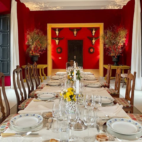 The elegant dinner setting and palatial interiors will truly transport you to the Renaissance