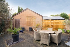 Arch & Courtyard image 12